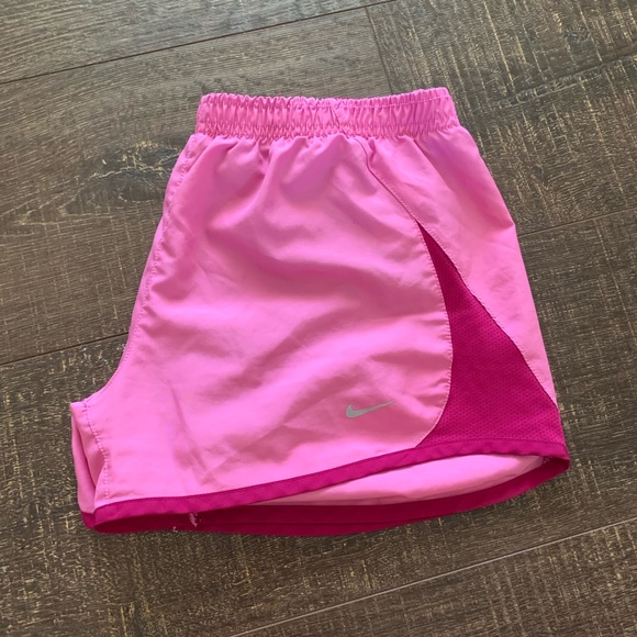 Nike Running Shorts - Picture 3 of 4